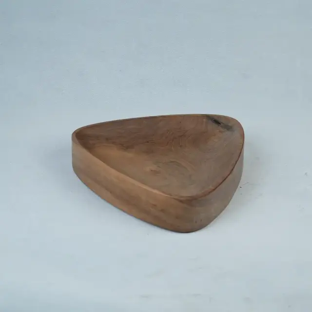 ظرف چوبی مثلث