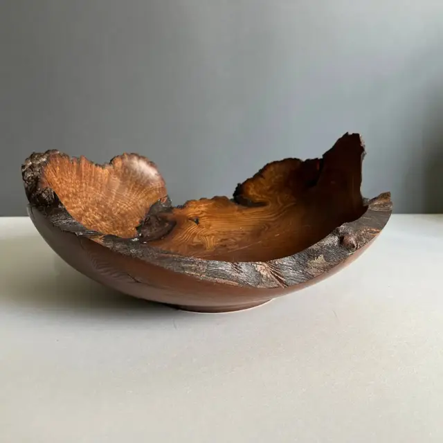 ظرف لبه‌پوستی سنجد جوشدار