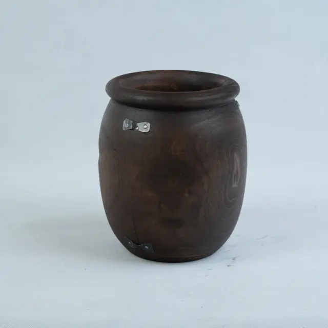 گلدان چوب گردو یک‌تکه