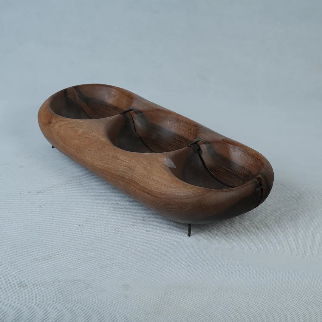 اردوخوری چوب گردو یکتکه تکنسخه — عکس ۳